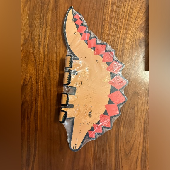 Dinosaur Wall Hanger - Picture 3 of 4